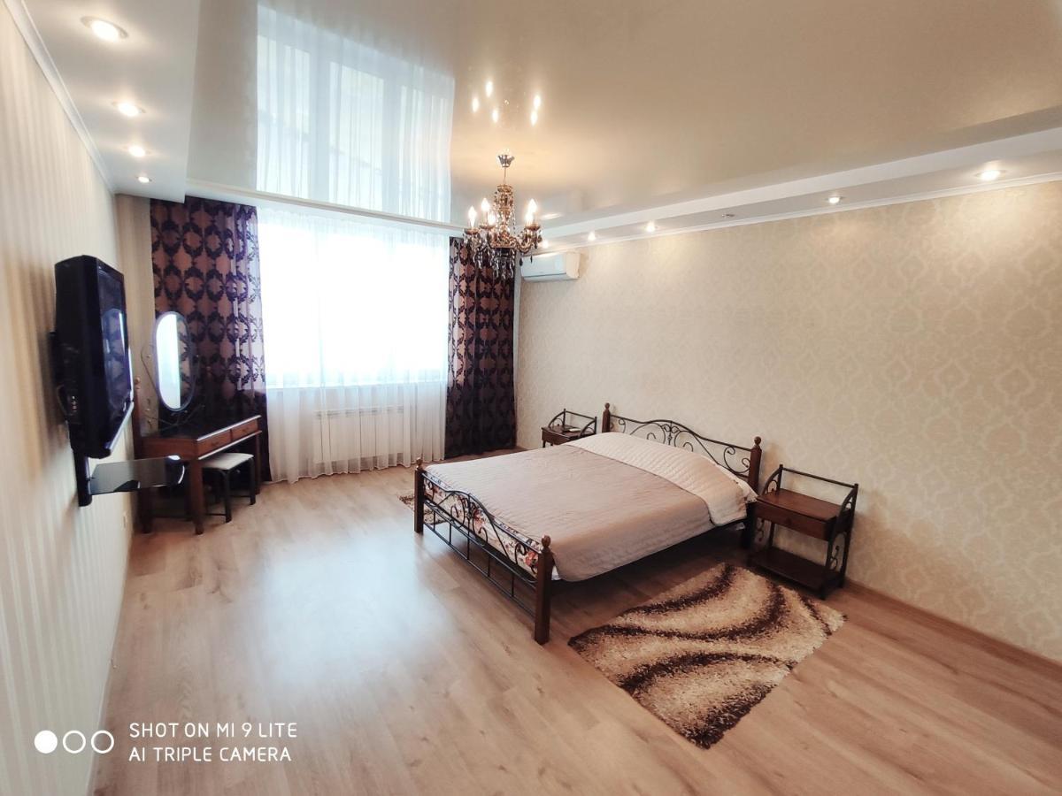 Panoramic View Lux Apartment On Metro Osokorky เคียฟ ภายนอก รูปภาพ